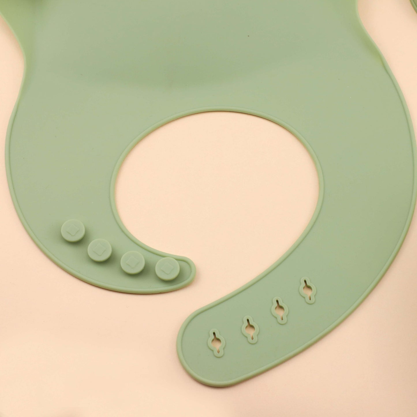 baby silicone tableware set with cartoon squirrel dinner plate and bowl, 2-in-1 water cup, snack cup, spoon and fork